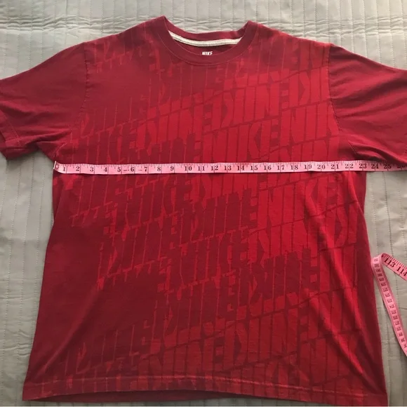 Nike Sportswear Shirt - Picture 4 of 5